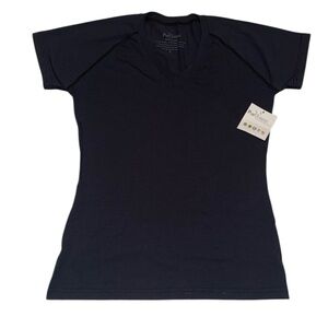 NWT Pur Thread Women’s Antimicrobial V-Neck T-Shirt Size Small Black